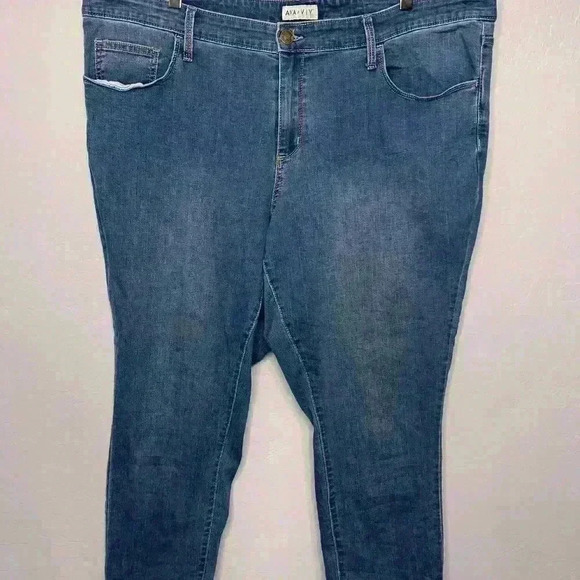 Ava & Viv Plus Size Skinny Jean 22W #39 - Picture 2 of 6